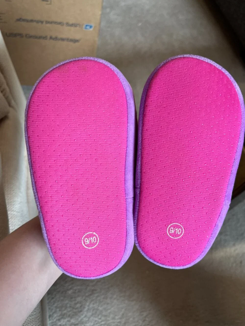 Girls‎ Paw Patrol Slippers Kids Size 9/10 (Previously Worn)